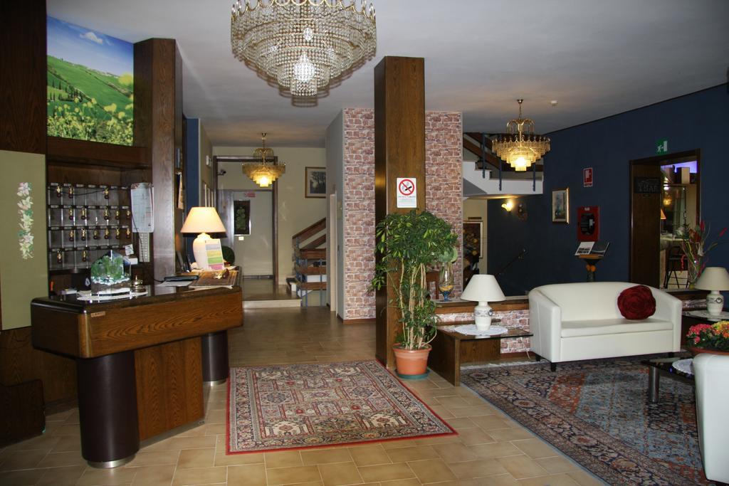 Hotel Firenze Chianciano Terme Exteriör bild