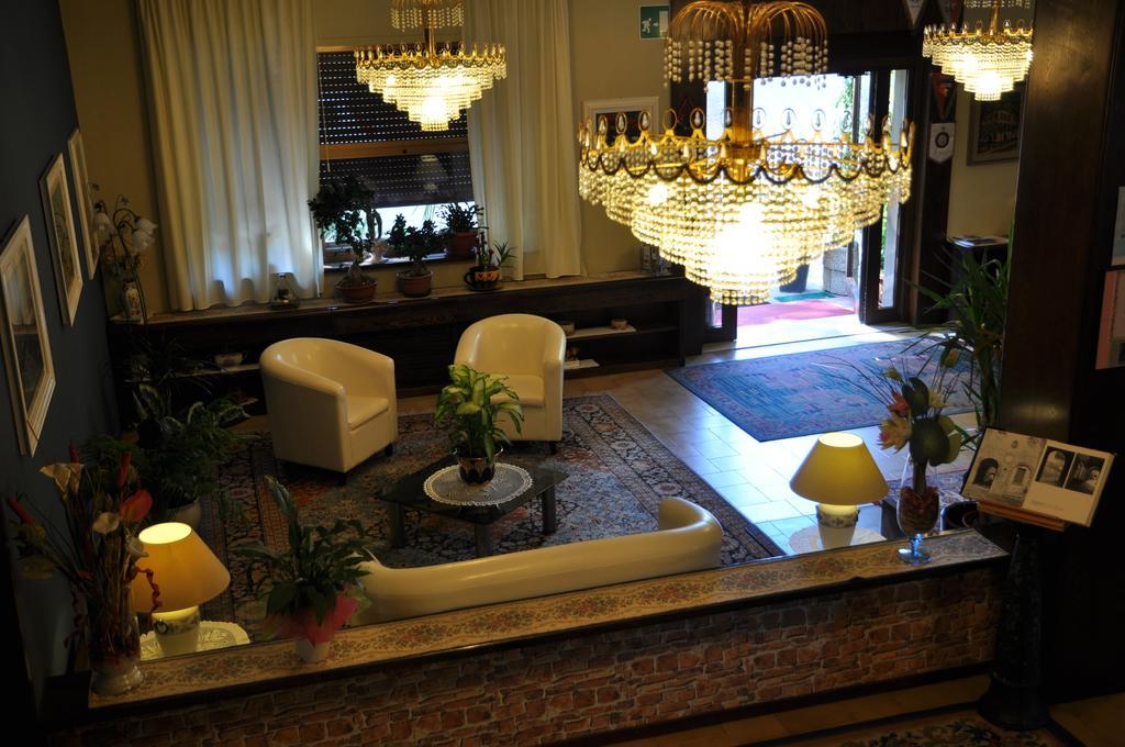 Hotel Firenze Chianciano Terme Exteriör bild
