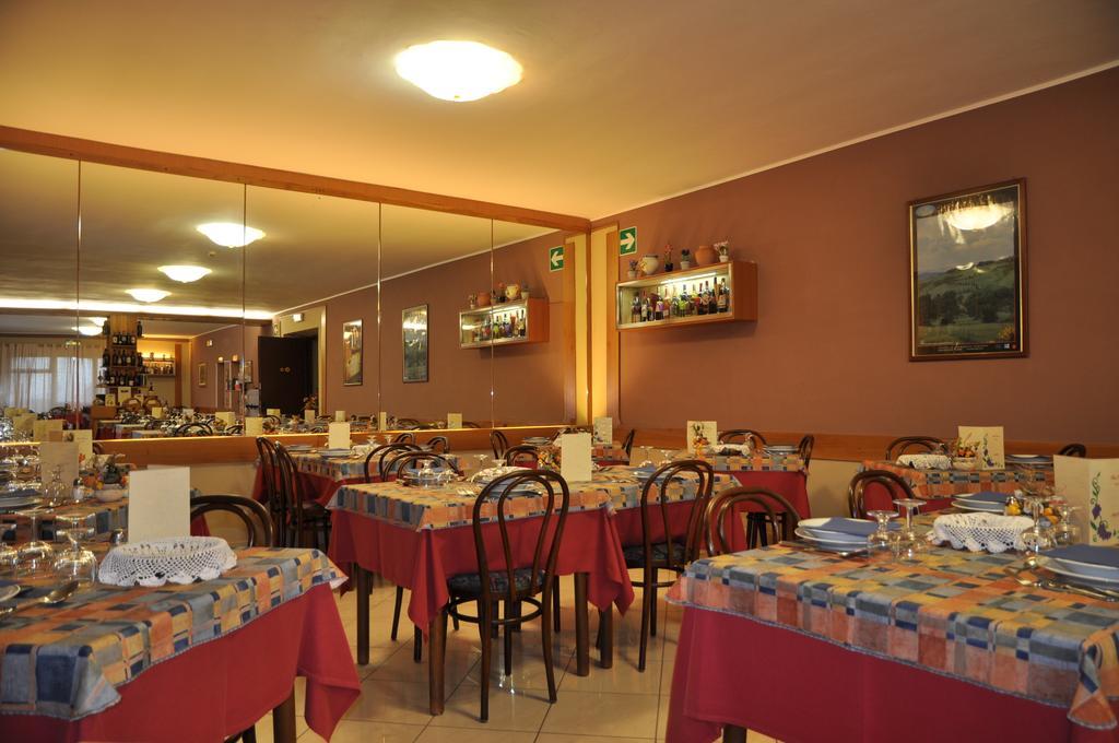 Hotel Firenze Chianciano Terme Exteriör bild
